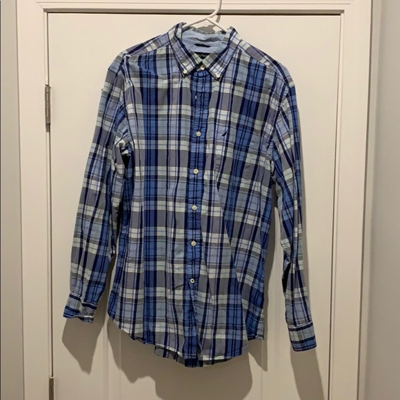 Blue nautica button down - Picture 1 of 3